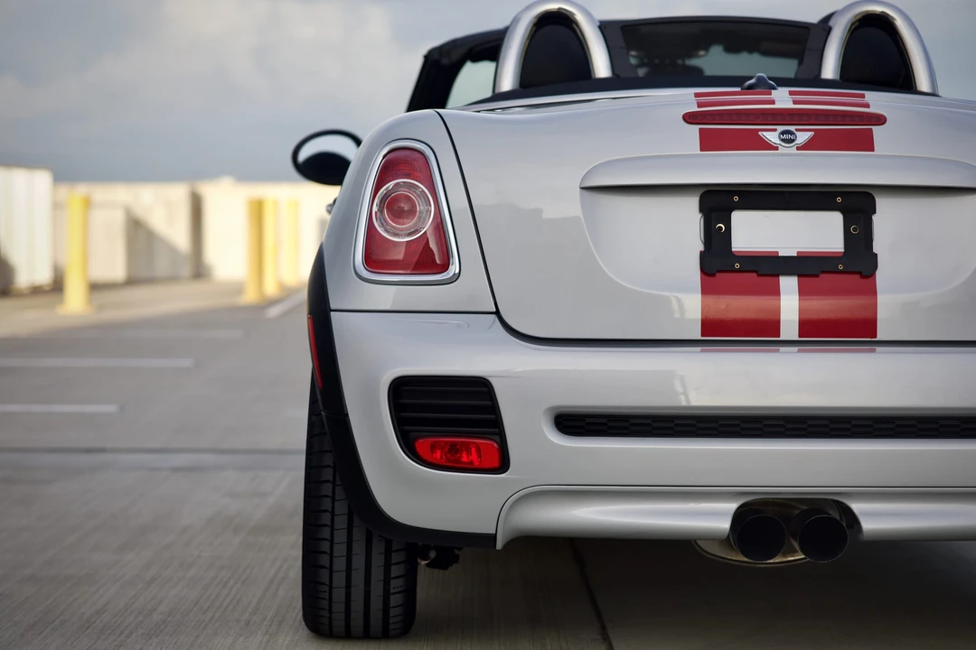 2014 Mini Coupe & Roadster - Image 21 of 31