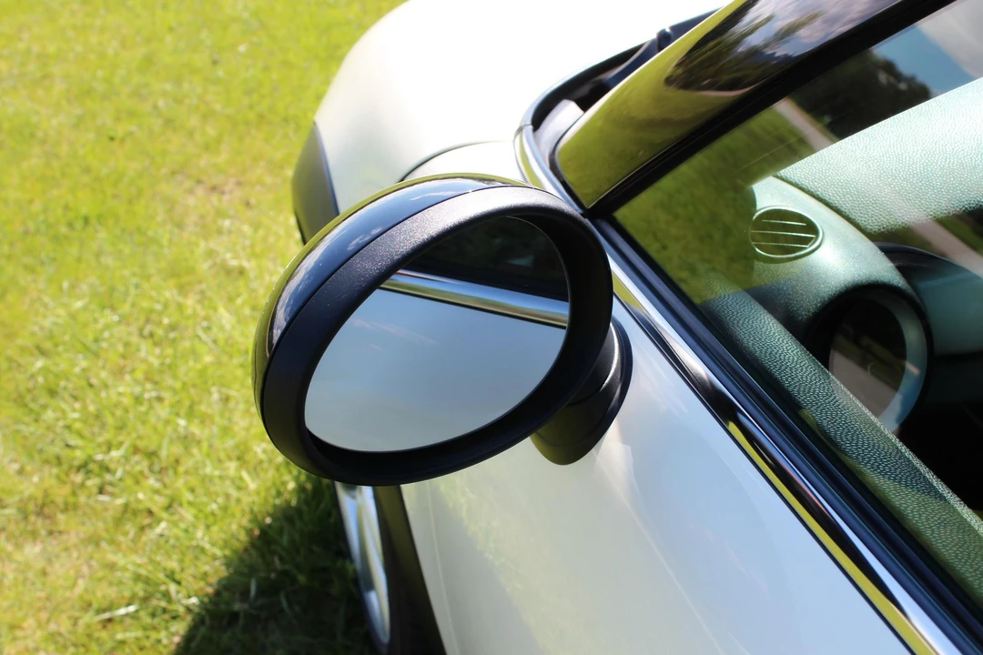2014 Mini Coupe & Roadster - Image 28 of 31