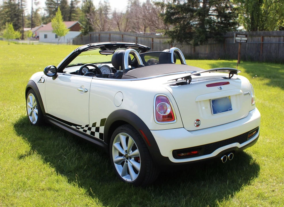 2014 Mini Coupe & Roadster - Image 8 of 31
