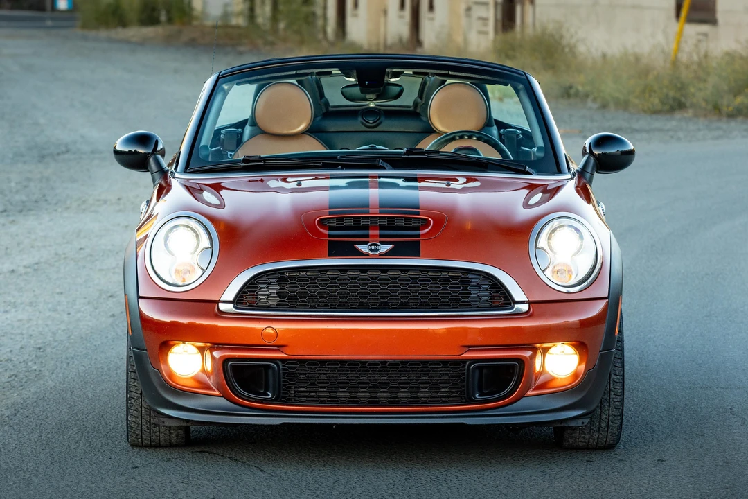 2014 Mini Mini 2nd Gen - Image 2 of 31