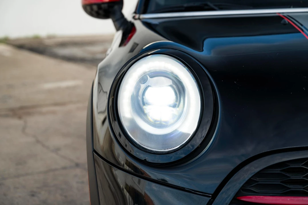 2014 Mini Mini Cooper S 3rd Gen - Image 26 of 31