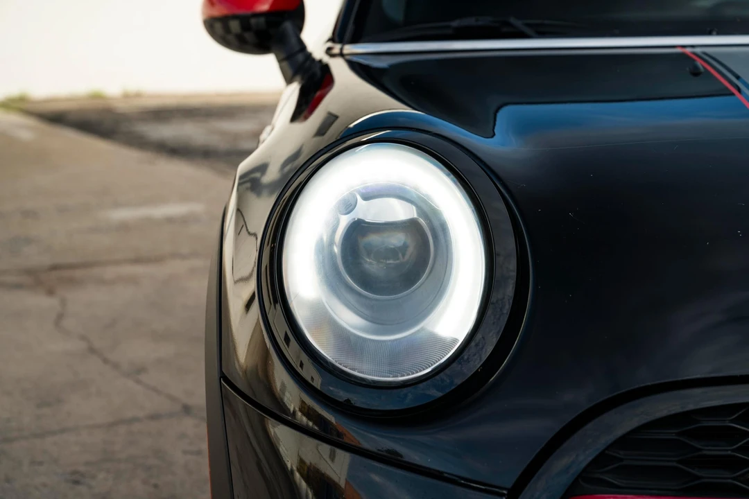 2014 Mini Mini Cooper S 3rd Gen - Image 28 of 31