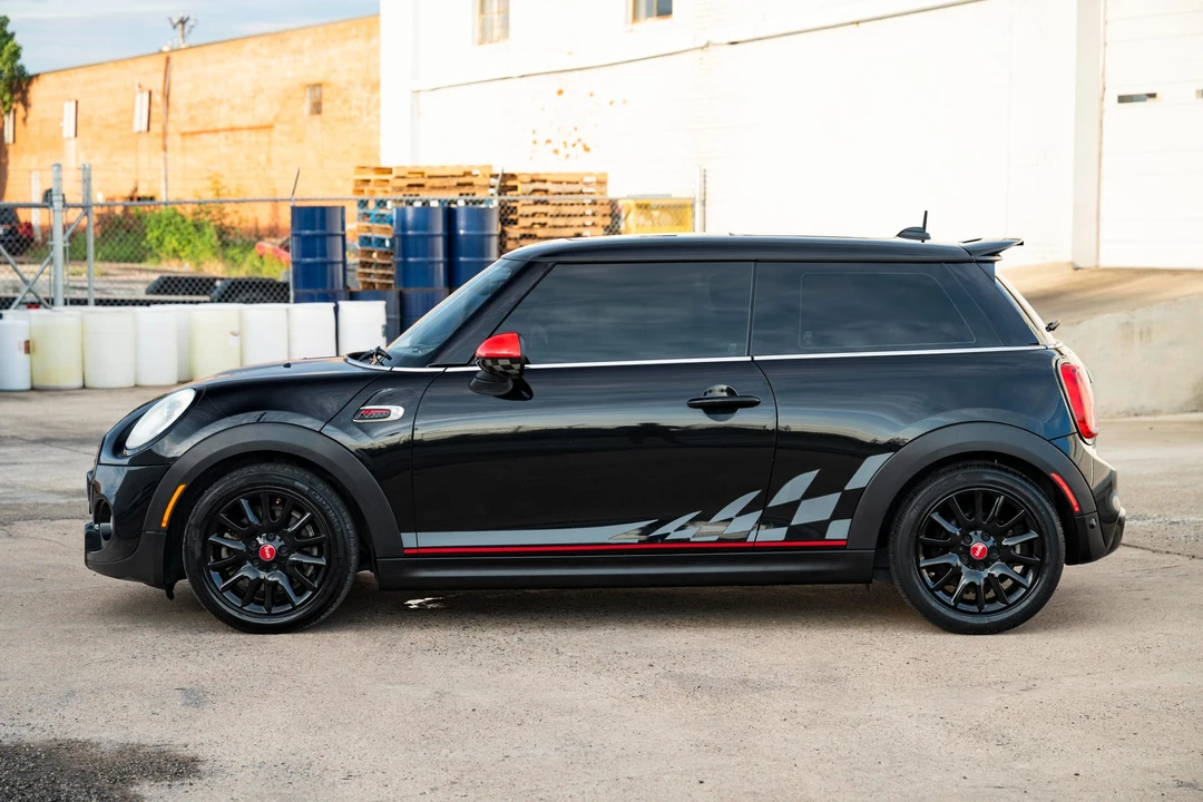 2014 Mini Mini Cooper S 3rd Gen - Image 7 of 31