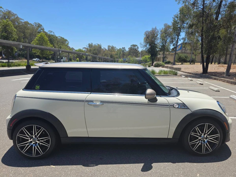 2014 Mini Mini Cooper S 3rd Gen - Image 6 of 20