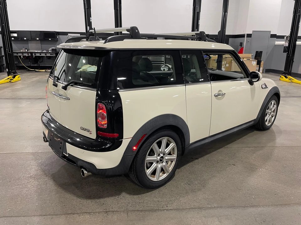 2014 Mini Clubman 1st Gen - Image 21 of 31