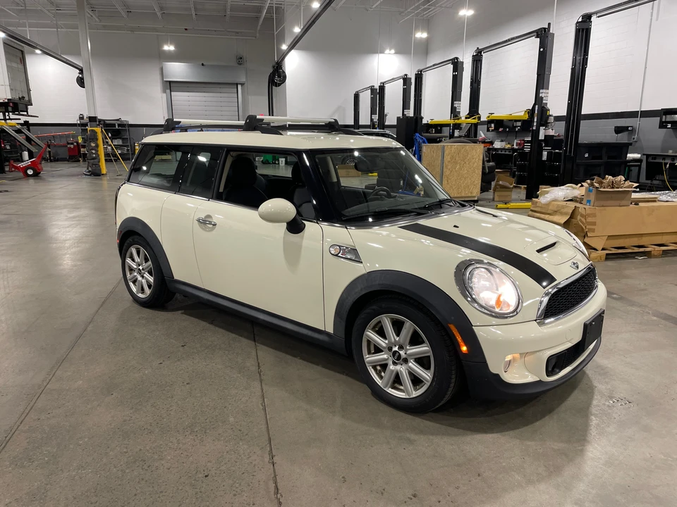 2014 Mini Clubman 1st Gen - Image 23 of 31