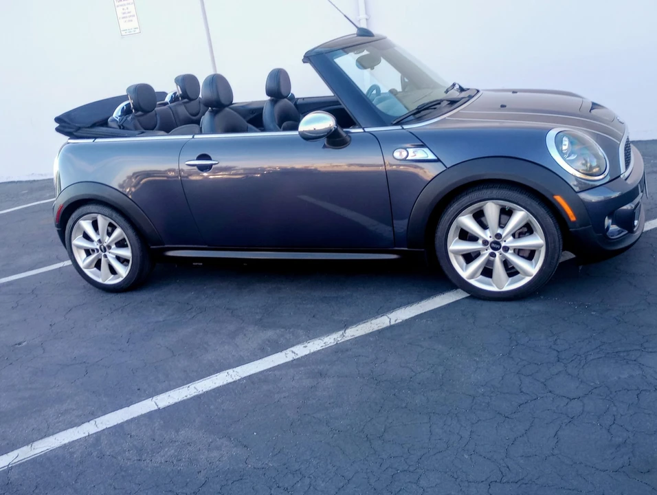 2014 Mini Mini 2nd Gen - Image 2 of 31