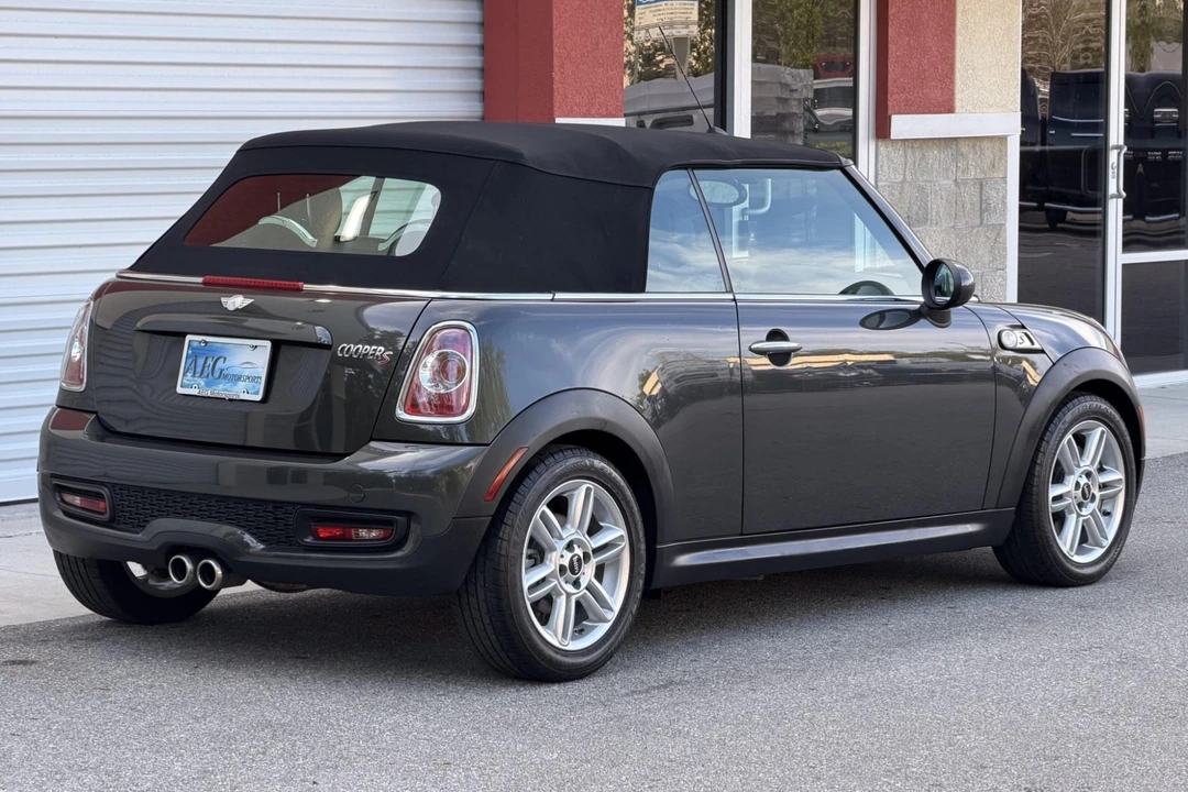 2014 Mini Mini 2nd Gen - Image 2 of 7