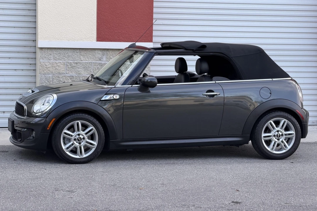 2014 Mini Mini 2nd Gen - Image 3 of 7