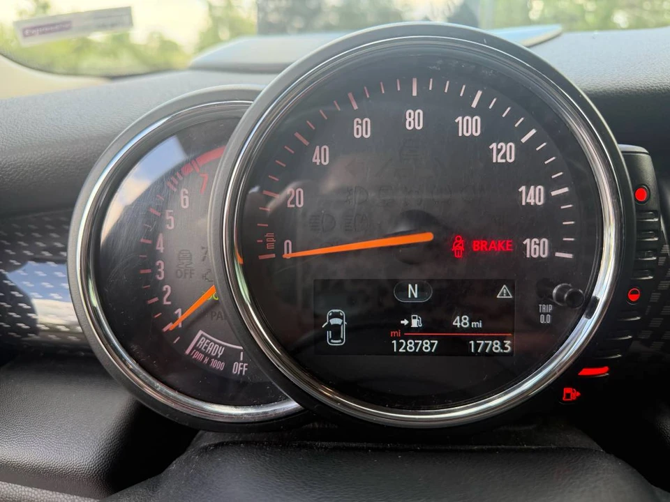 2014 Mini Mini Cooper S 3rd Gen - Image 13 of 21