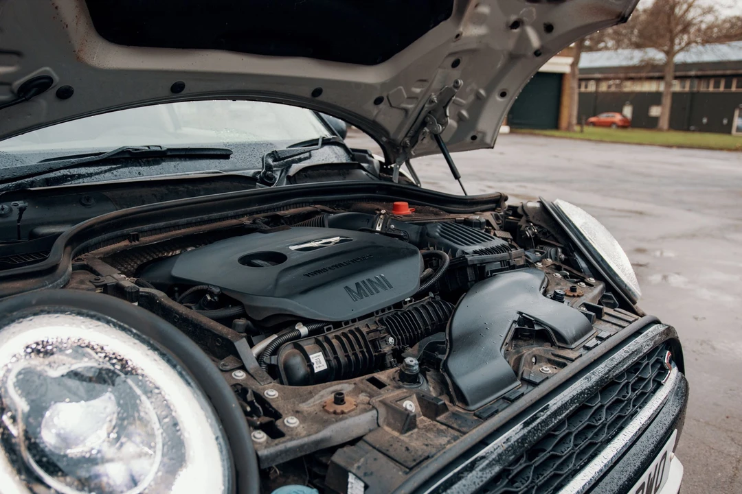 2014 Mini Mini Cooper S 3rd Gen - Image 2 of 16