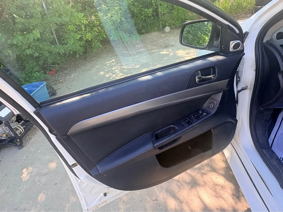 2014 Mitsubishi Lancer 9th Gen - Image 9 of 10