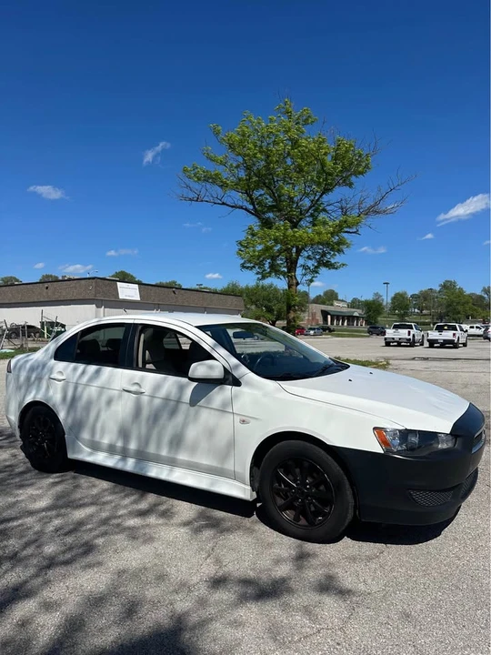 2014 Mitsubishi Lancer 9th Gen - Image 3 of 9