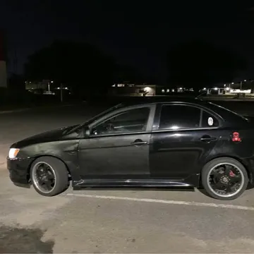 2014 Mitsubishi Lancer ES Sedan
