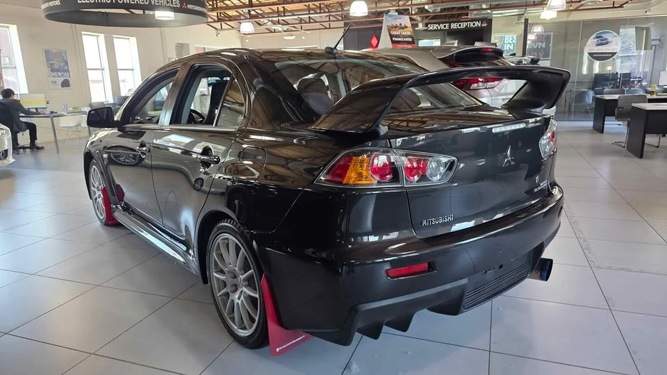2014 Mitsubishi Lancer Evolution X 9th Gen - Image 5 of 7