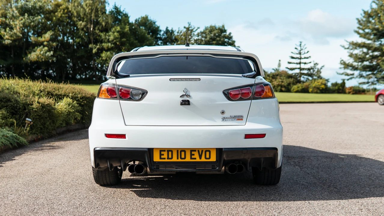 2014 Mitsubishi Lancer Evolution X 9th Gen - Image 5 of 31