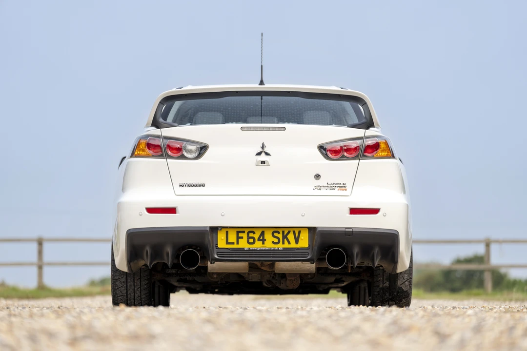 2014 Mitsubishi Lancer Evolution X 9th Gen - Image 11 of 31