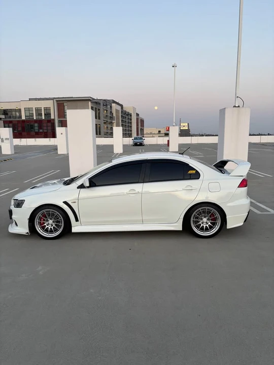 2014 Mitsubishi Lancer Evolution X 9th Gen - Image 5 of 18