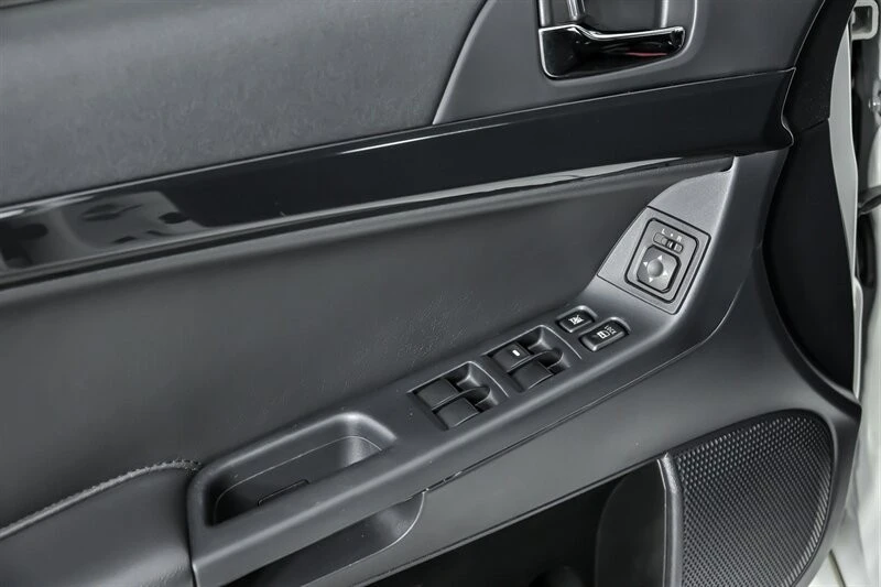 2014 Mitsubishi Lancer Evolution X 9th Gen - Image 18 of 21