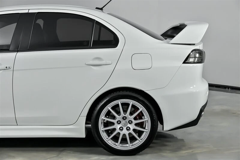 2014 Mitsubishi Lancer Evolution X 9th Gen - Image 9 of 21