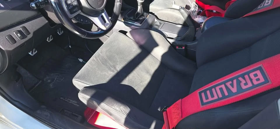 2014 Mitsubishi Lancer Evolution X 9th Gen - Image 5 of 10