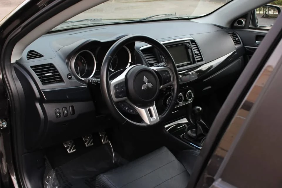 2014 Mitsubishi Lancer Evolution X 9th Gen - Image 11 of 20