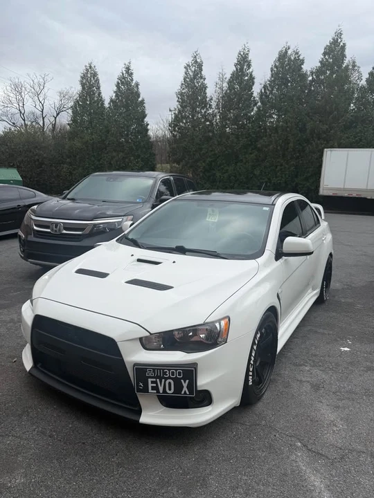 2014 Mitsubishi Lancer Evolution X 9th Gen - Image 2 of 11