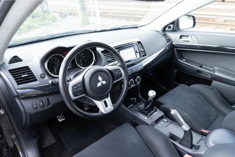 2014 Mitsubishi Lancer Evolution X 9th Gen - Image 7 of 16