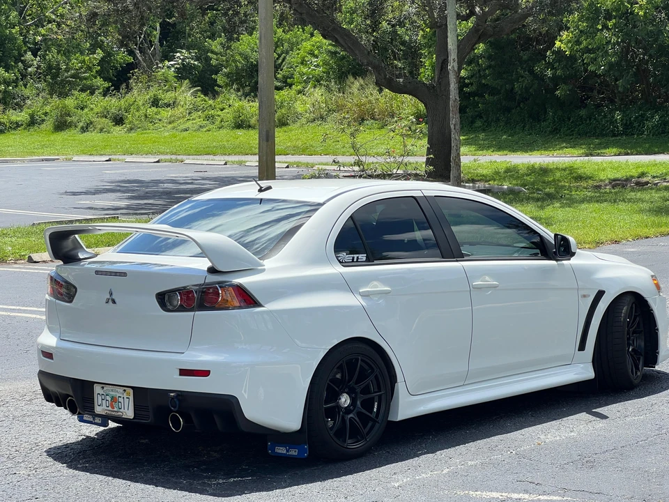 2014 Mitsubishi Lancer Evolution X 9th Gen - Image 15 of 31