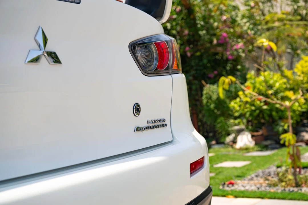 2014 Mitsubishi Lancer Evolution X 9th Gen - Image 17 of 31