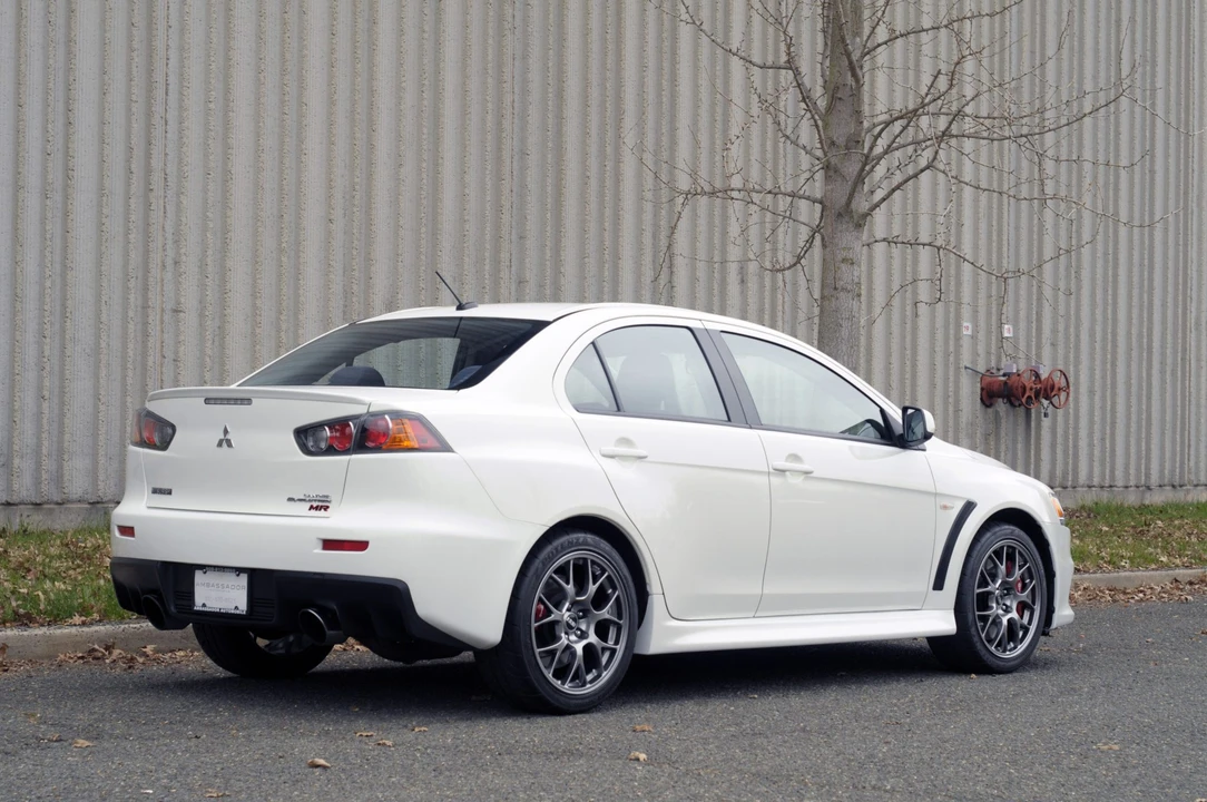 2014 Mitsubishi Lancer Evolution X 9th Gen - Image 12 of 31