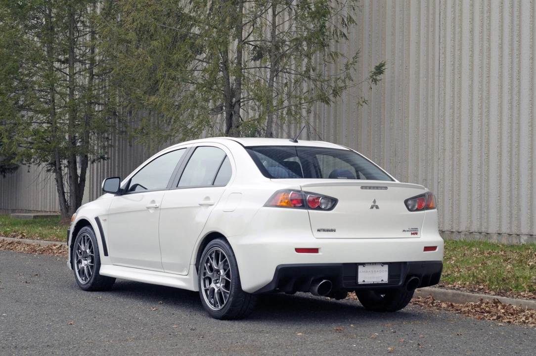 2014 Mitsubishi Lancer Evolution X 9th Gen - Image 7 of 31