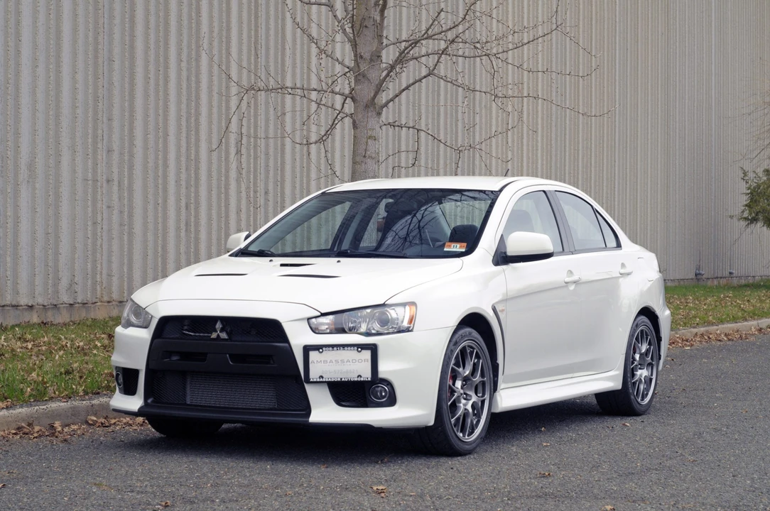 2014 Mitsubishi Lancer Evolution X 9th Gen - Image 2 of 31