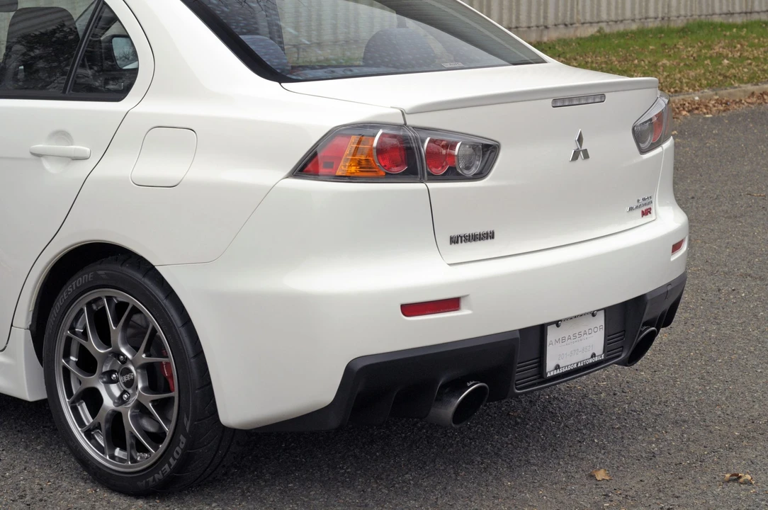 2014 Mitsubishi Lancer Evolution X 9th Gen - Image 27 of 31