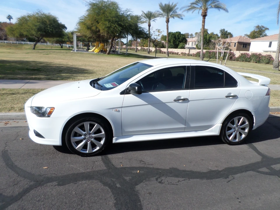 2014 Mitsubishi Lancer 10th Gen - Image 2 of 20