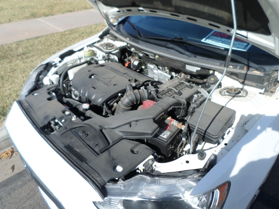 2014 Mitsubishi Lancer 10th Gen - Image 16 of 20