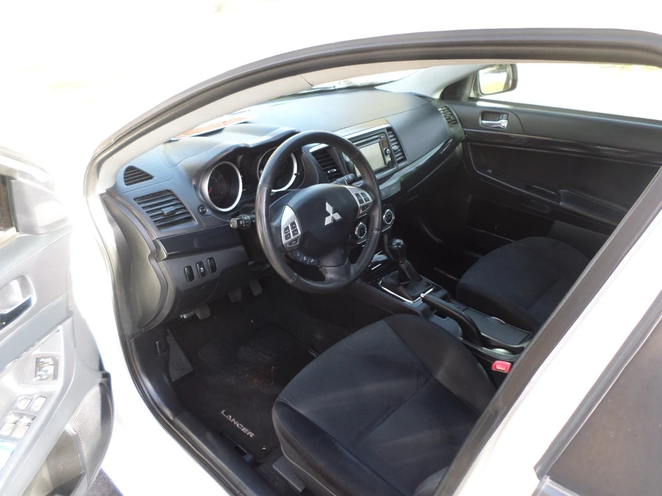 2014 Mitsubishi Lancer 10th Gen - Image 17 of 20