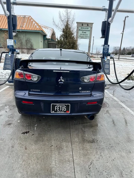 2014 Mitsubishi Lancer 9th Gen - Image 2 of 12