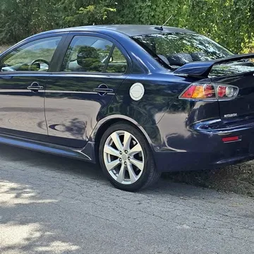 2014 Mitsubishi Lancer GT Sedan