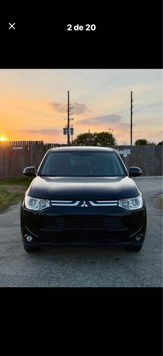 2014 Mitsubishi Outlander - Image 2 of 17