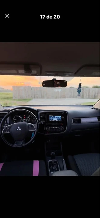 2014 Mitsubishi Outlander - Image 15 of 17