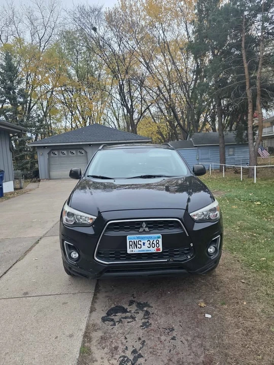 2014 Mitsubishi Outlander - Image 3 of 4