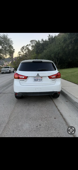 2014 Mitsubishi Outlander Sport - Image 2 of 5