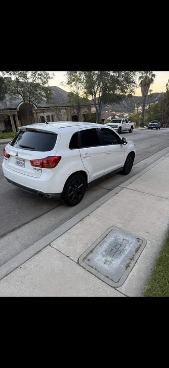 2014 Mitsubishi Outlander Sport - Image 3 of 5