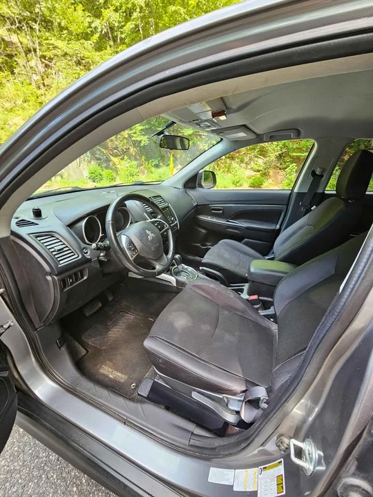 2014 Mitsubishi Outlander Sport - Image 8 of 14