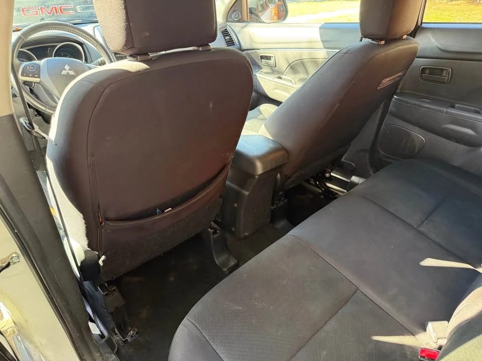 2014 Mitsubishi Outlander Sport - Image 6 of 8