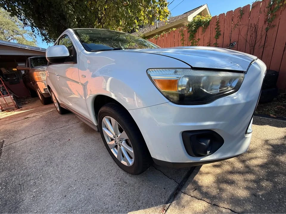 2014 Mitsubishi Outlander Sport - Image 2 of 8
