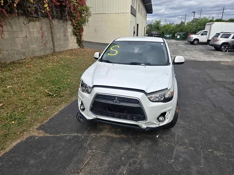 2014 Mitsubishi Outlander Sport · Fwd