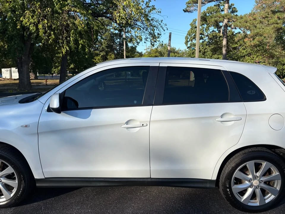 2014 Mitsubishi Outlander Sport - Image 4 of 11
