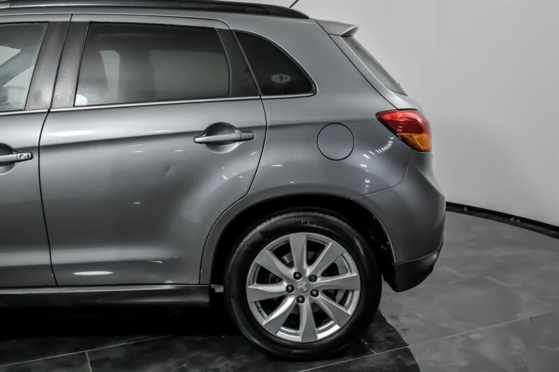 2014 Mitsubishi Outlander Sport - Image 8 of 12